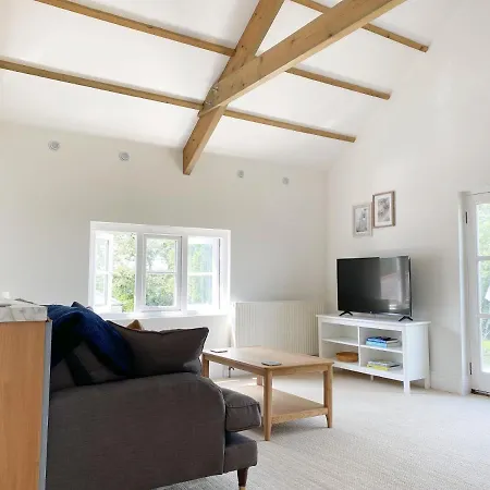 Holiday home Swallows Drift At Rosewyn